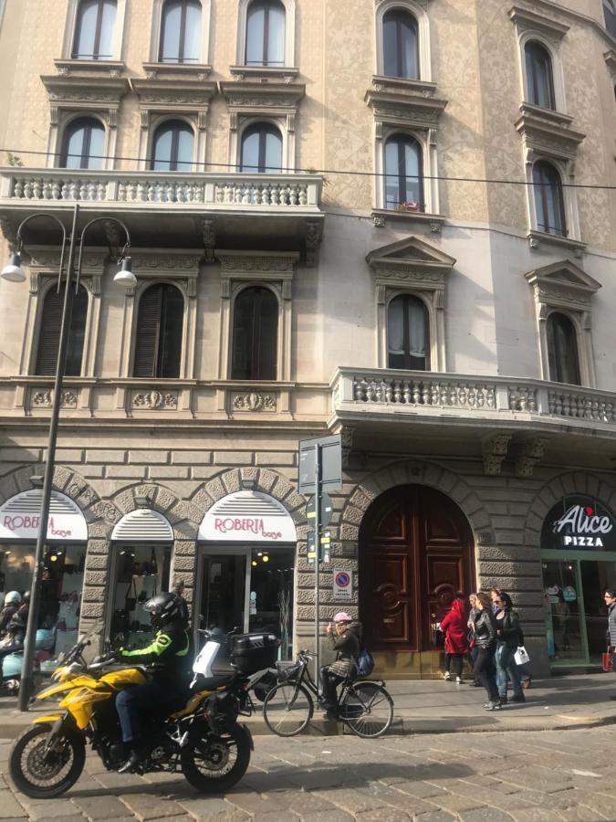 Duomo1Vip Apartment Милано Екстериор снимка